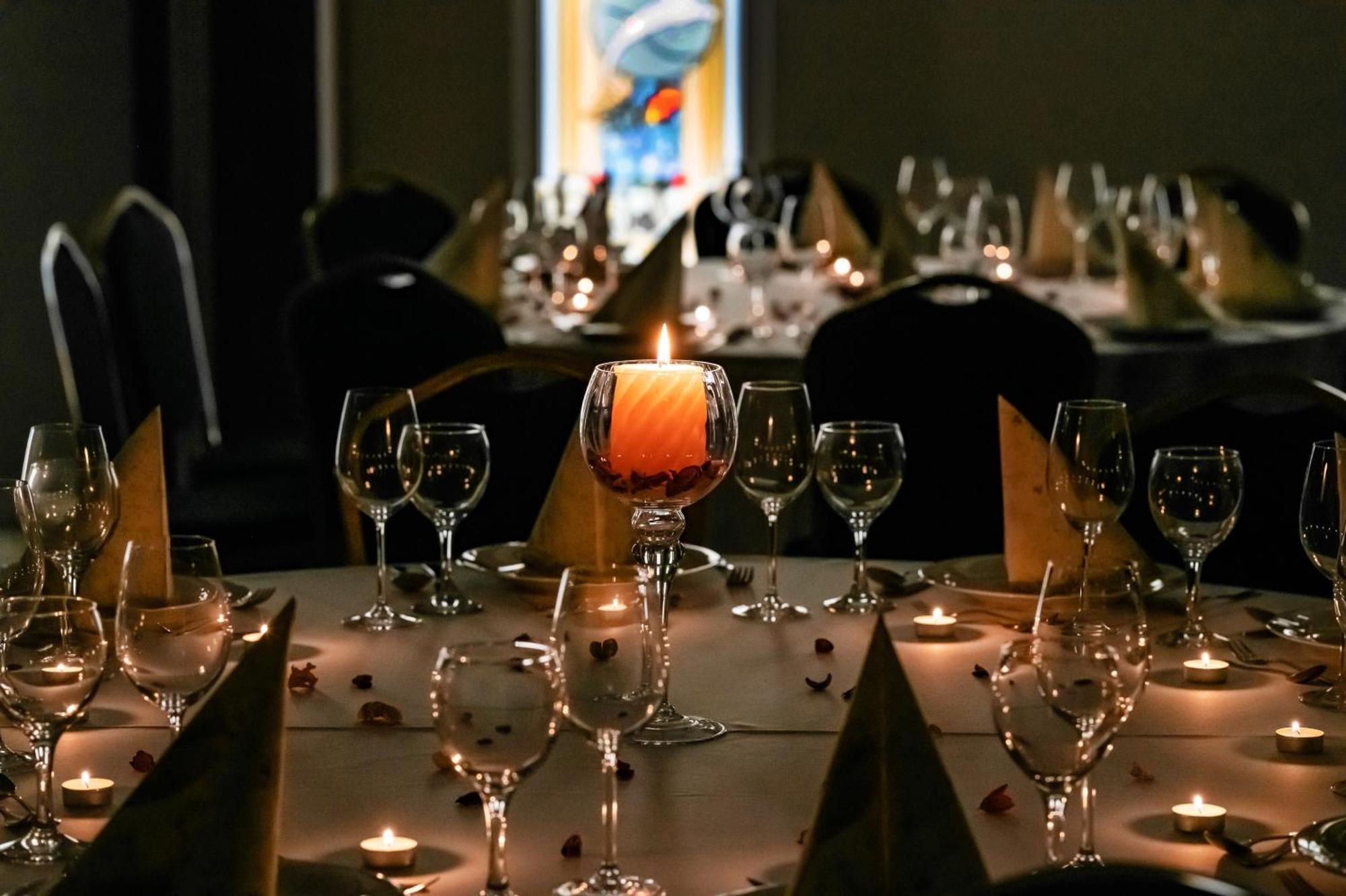 Szarvaskut Hotel Zirc Bagian luar foto
